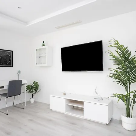 Apartment Home2book Olympo